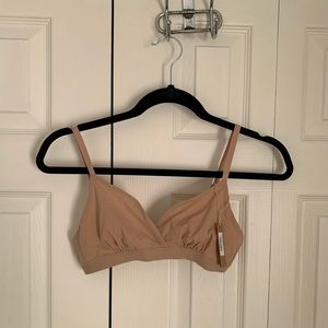 COPY - SKIMS fits everybody crossover bralette